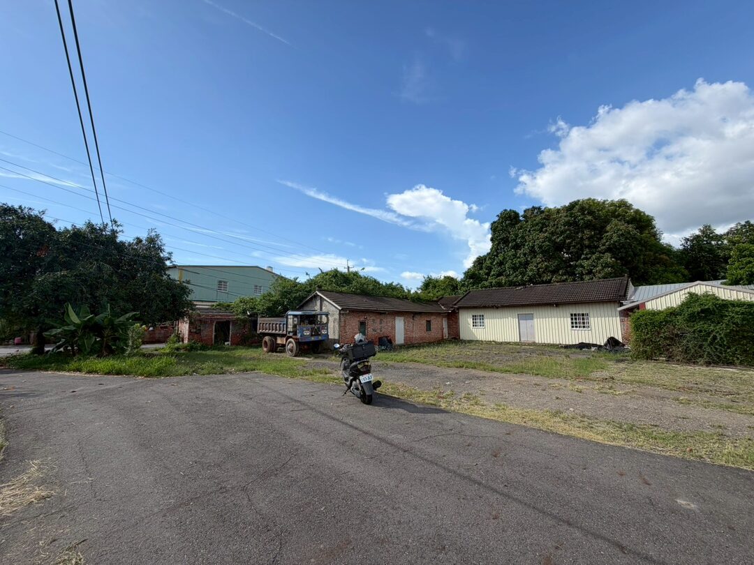中投旁 462坪甲建角地 彰化芬園嘉興段・中投公路旁 照片1
