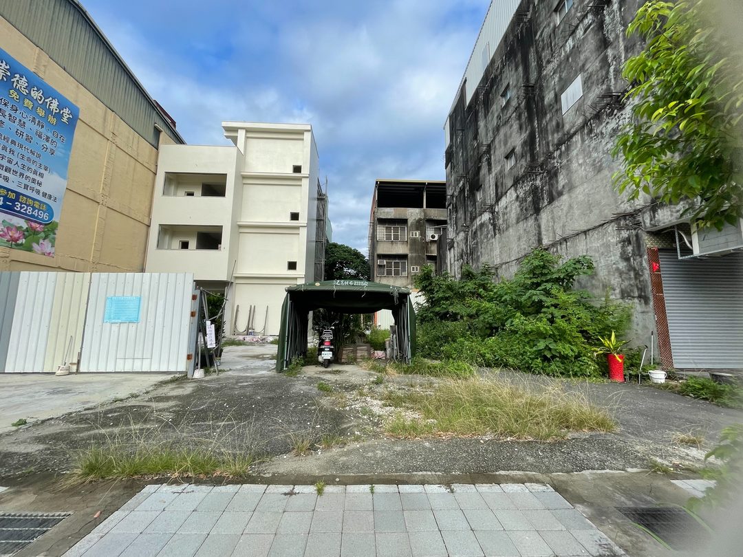 草屯正太平路 虎山國小旁市區精華建地 草屯太平路・虎山國小旁 照片3