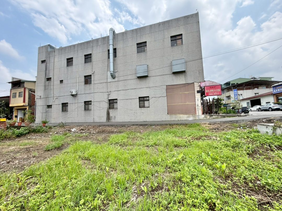 草屯碧峰 十米路方正農建地 草屯碧峰段・碧峰國小旁 照片7