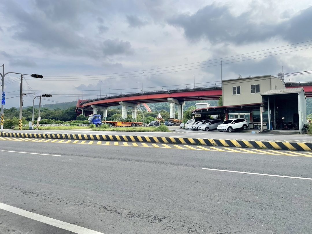 草屯正碧興路 550坪臨24米大路農地 草屯碧興路・近台78快速道路 照片2