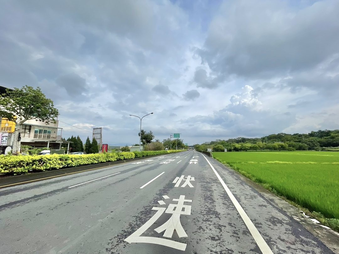 草屯正碧興路 550坪臨24米大路農地 草屯碧興路・近台78快速道路 照片4