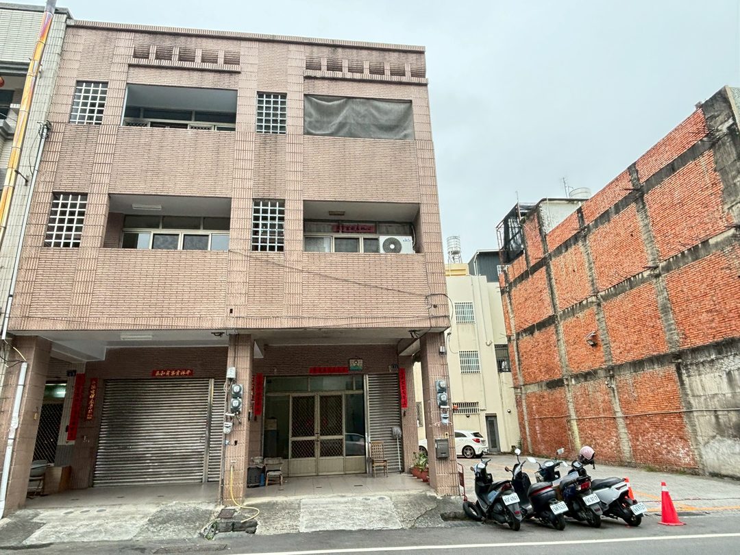 草屯親水公園旁 12米路透天店面 草屯富林路二段・親水公園旁 照片3