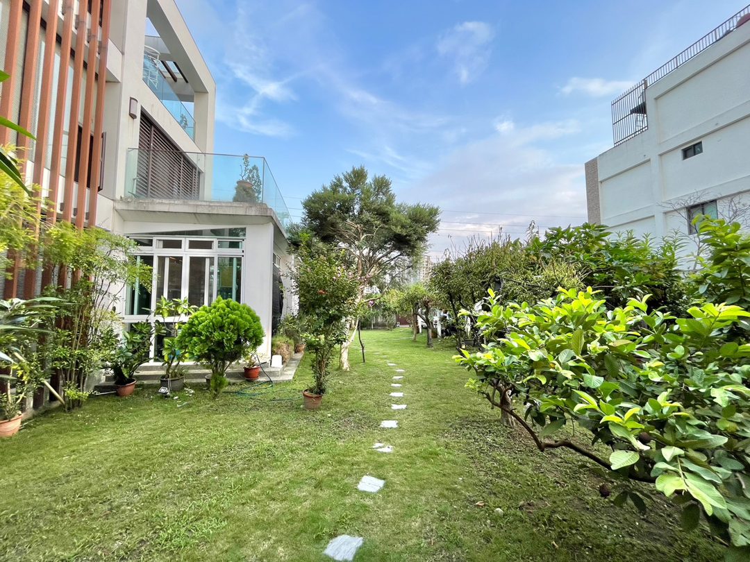 草屯南開學區 景觀獨棟美式莊園 草屯玉屏路・近市區 照片3