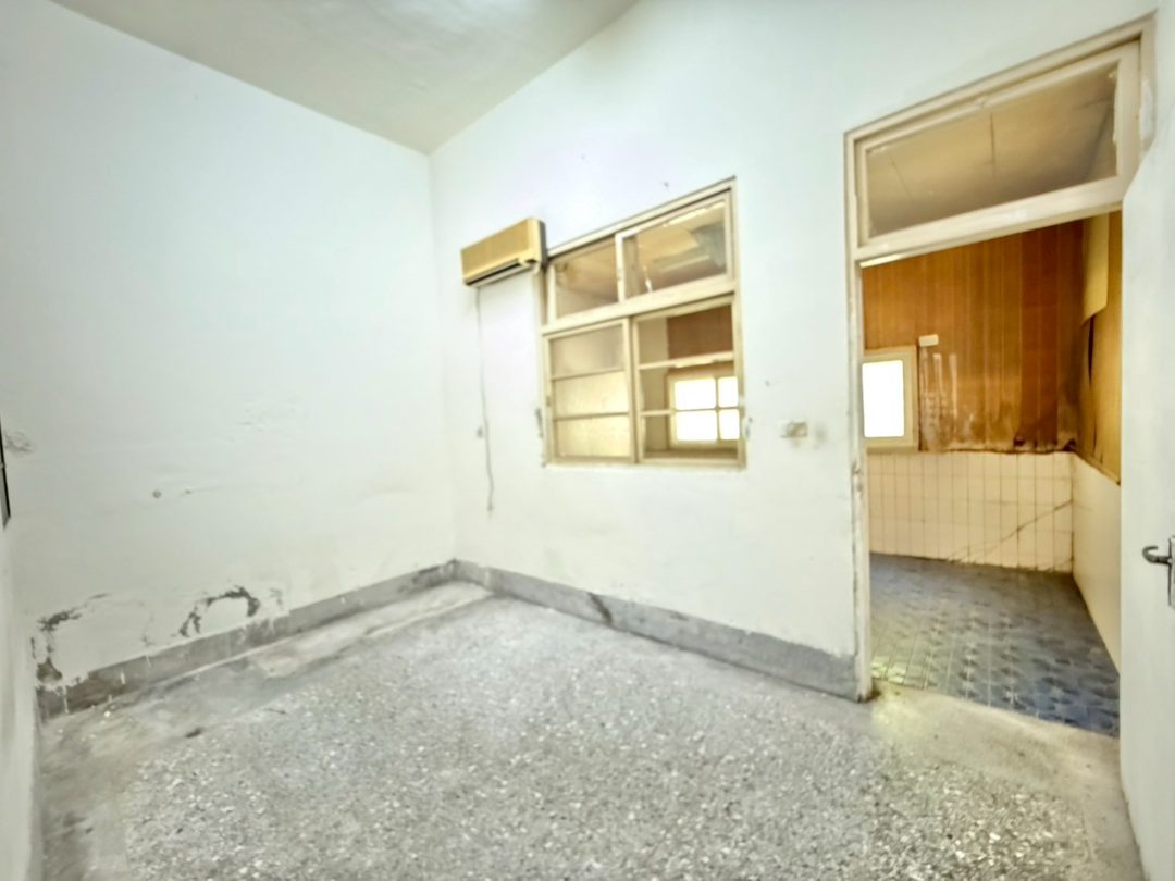草屯市區 雙學區四房透天 草屯建興二街・市區旁 照片5