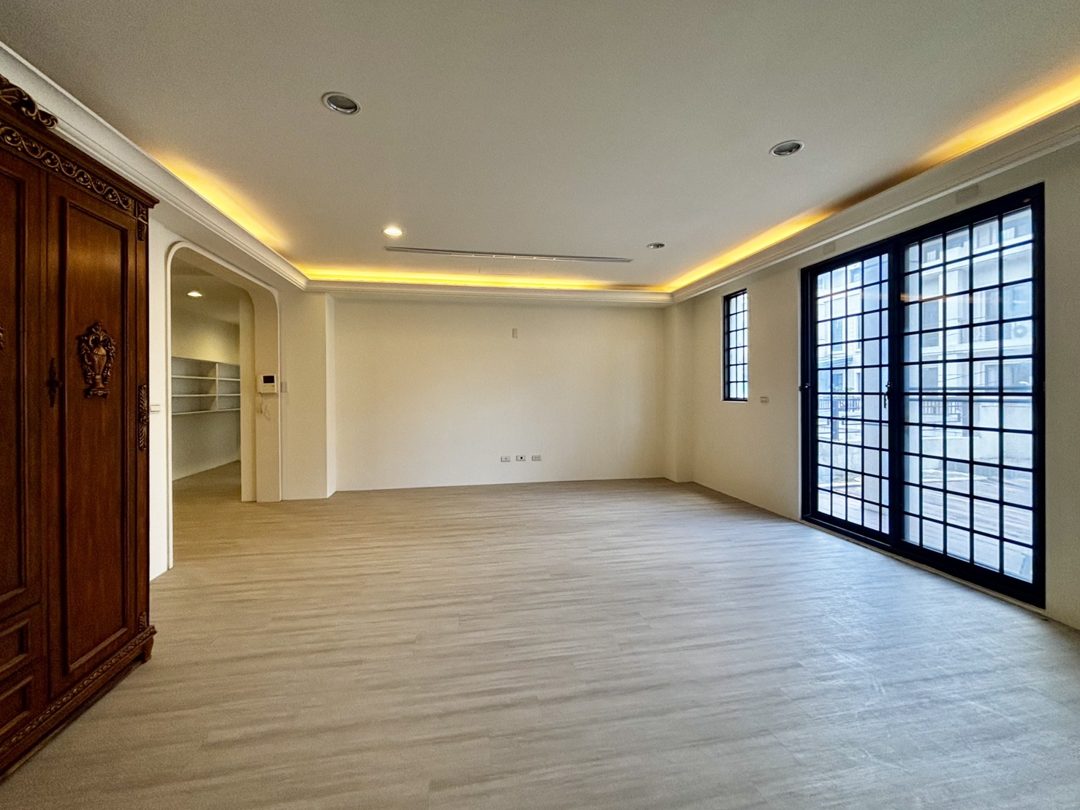 中興新村 百坪電梯花園豪邸 南投市力行三街・中興新村 照片5